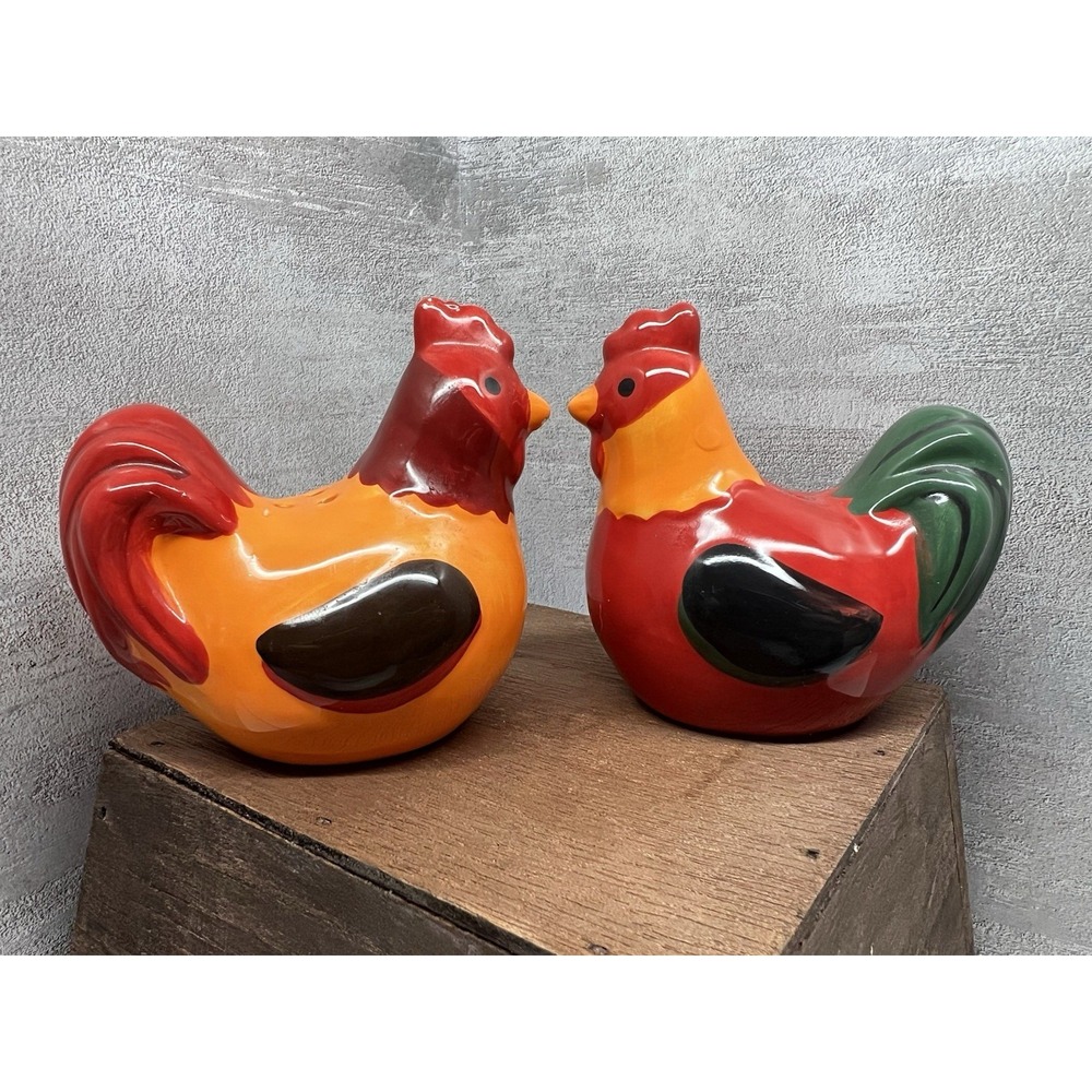 Vintage Set of Chicken Hen Rooster Salt & Pepper Shakers 3" High Red Adorable